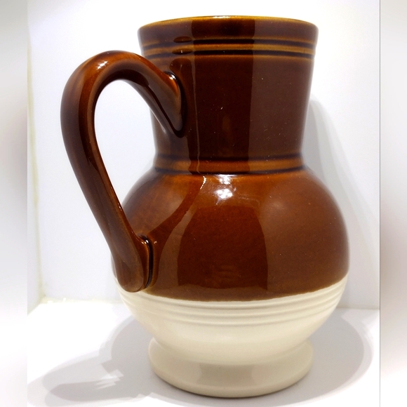 Emile Henry Pitcher 1 Liter Pitcher - Picture 4 of 10